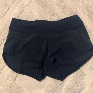 Lululemon Atheletica Speed up Short in Navy